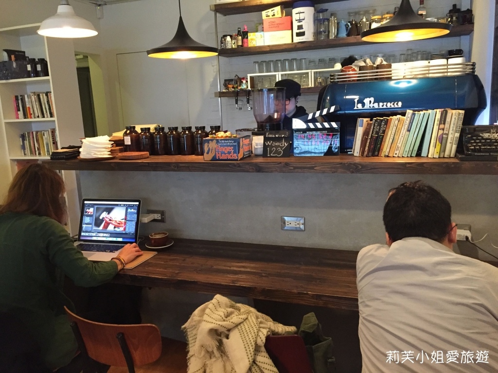[美食] 台北 赤峰街巷弄內的單身好自在之Nichi Nichi日子咖啡 (提供wifi/插座)(中山站) @莉芙小姐愛旅遊