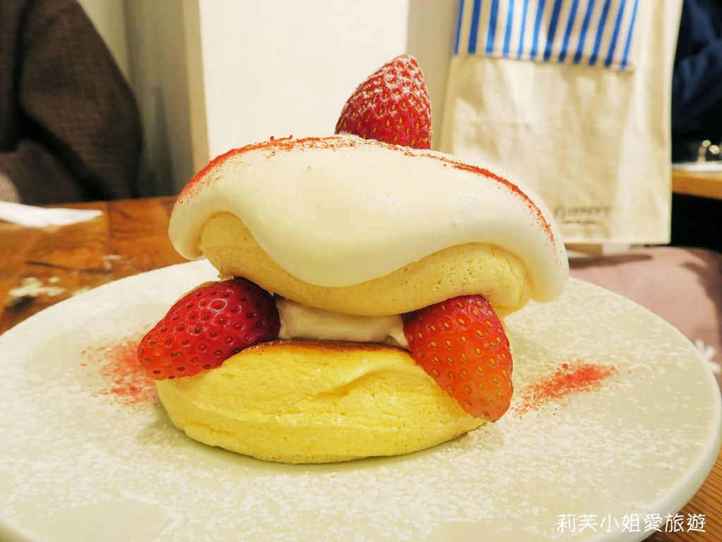 [美食] 日本 東京FLIPPER&#8217;S 奇蹟的舒芙蕾鬆餅 (草莓季節限定口味)(吉祥寺店) @莉芙小姐愛旅遊