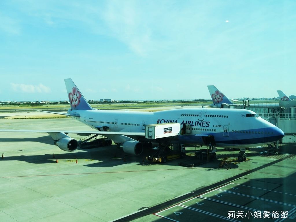 [飛航] 中華航空747飛行記錄‧CI120&#038;CI121台北桃園往返沖繩那霸 (買經濟艙坐商務艙) @莉芙小姐愛旅遊
