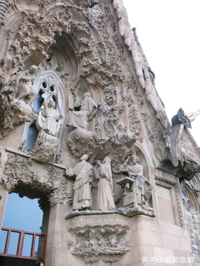 [西班牙旅遊] 巴賽隆納聖家堂 La Sagrada Familia ，完整參觀攻略、2023年票價、營業時間整理 @莉芙小姐愛旅遊