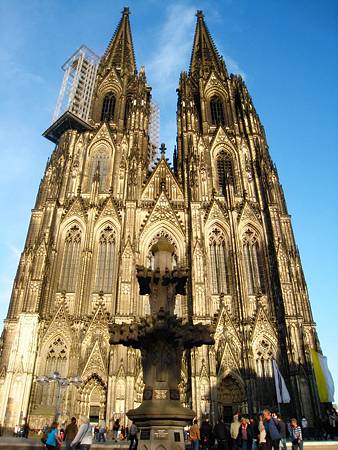 [德國旅遊] 科隆 Cologne 一日遊，4771香水、科隆大教堂跟 Rimowa 旅行箱 @莉芙小姐愛旅遊
