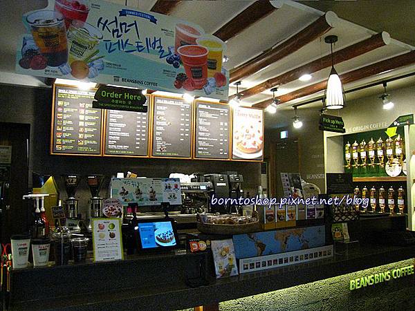 [美食] 韓國 首爾必吃美食之Beans Bins咖啡屋 @莉芙小姐愛旅遊