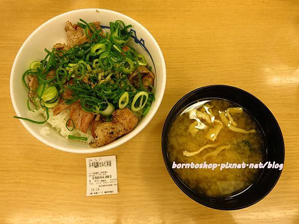 [美食] 日本 自助旅行必吃的平價丼飯 &#8211; 松屋 @莉芙小姐愛旅遊