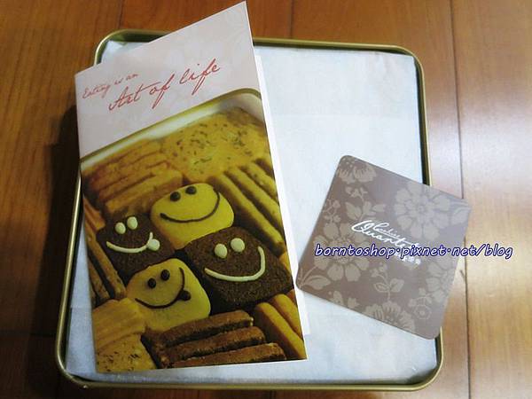 [美食] 香港 伴手禮餅乾 (Jenny Bakery, Cookies Quartet&#038; Seasons Patisserie) @莉芙小姐愛旅遊