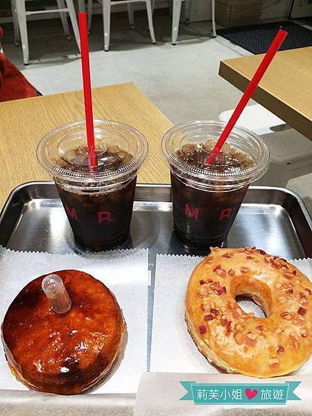 [美食] 日本 東京涉谷的Camden’s Blue Star Donuts‧特色甜甜圈 (THE MART) @莉芙小姐愛旅遊