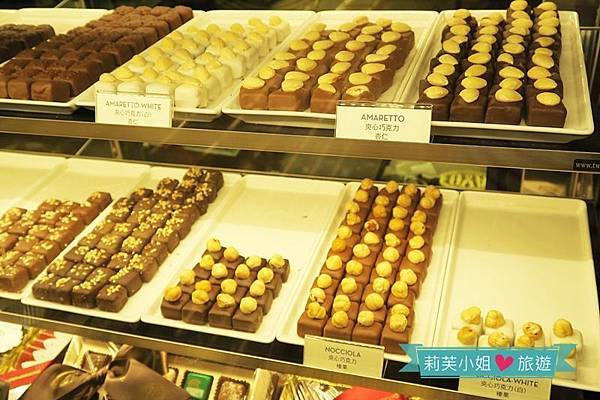 [美食] 台北 相見不如懷念的微風信義內的米蘭百年甜點店COVA (市政府站) @莉芙小姐愛旅遊