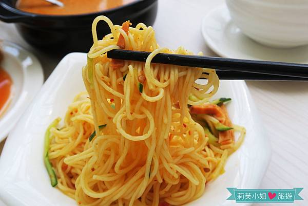 [美食] 台南 天心岩蔬食餐廳之現點、現做精緻具創意的蔬食吃到飽 @莉芙小姐愛旅遊