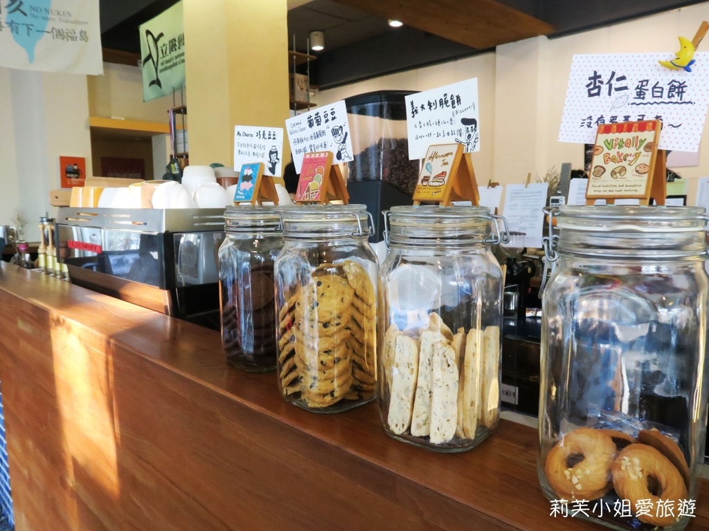 [美食] 台中 藝術與咖啡的人文場域之Match Café 默契咖啡 (提供wifi/插座) @莉芙小姐愛旅遊