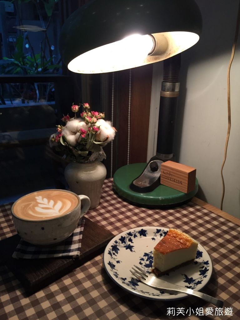 [美食] 台北 Hoto Cafe 日式咖啡館甜點店．推薦檸檬塔、戚風蛋糕跟抹茶捲 (中山站) @莉芙小姐愛旅遊