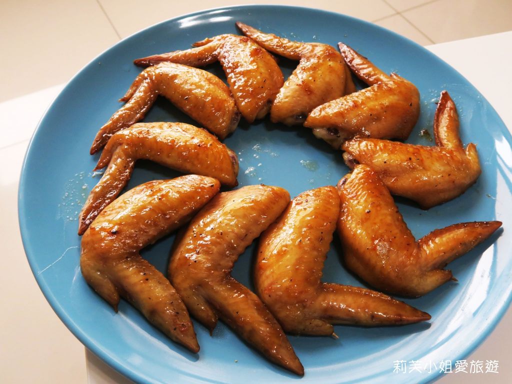 [食譜] 零失敗的蜂蜜蒜味烤雞翅 Honey Garlic Chicken Wings (烤箱料理) @莉芙小姐愛旅遊