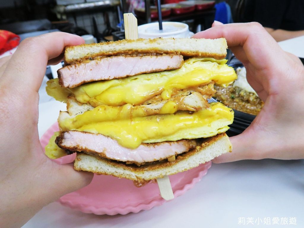 [美食] 台北 雪福早午餐 Chef Brunch之天母士東市場內的肉蛋吐司及義大利麵 (近高島屋百貨) @莉芙小姐愛旅遊