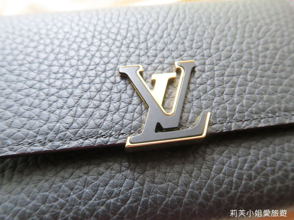 [時尚] Louis Vuitton Portefeuille Capucines Compact黑色真皮皮夾開箱文 @莉芙小姐愛旅遊