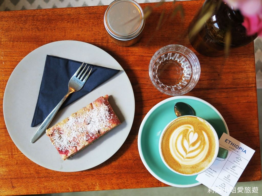 [荷蘭美食] Bocca Coffee Roasters 阿姆斯特丹人氣咖啡館．文青風的獨立咖啡 (wifi/插座) @莉芙小姐愛旅遊