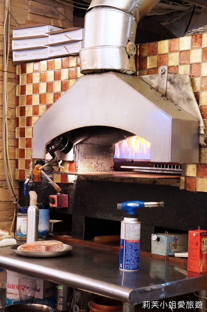 [美食] 台北Milano Pizzeria 義大利米蘭手工窯烤披薩．口感細緻的義式料理 (松江南京站) @莉芙小姐愛旅遊