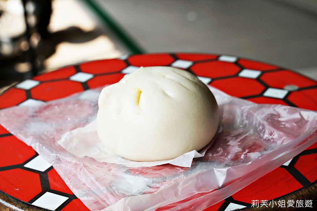 [台南美食] 克林台包之飄香一甲子的創意鹹甜肉包包子 (麻辣、芋頭、黑糖、紅豆跟起司) @莉芙小姐愛旅遊