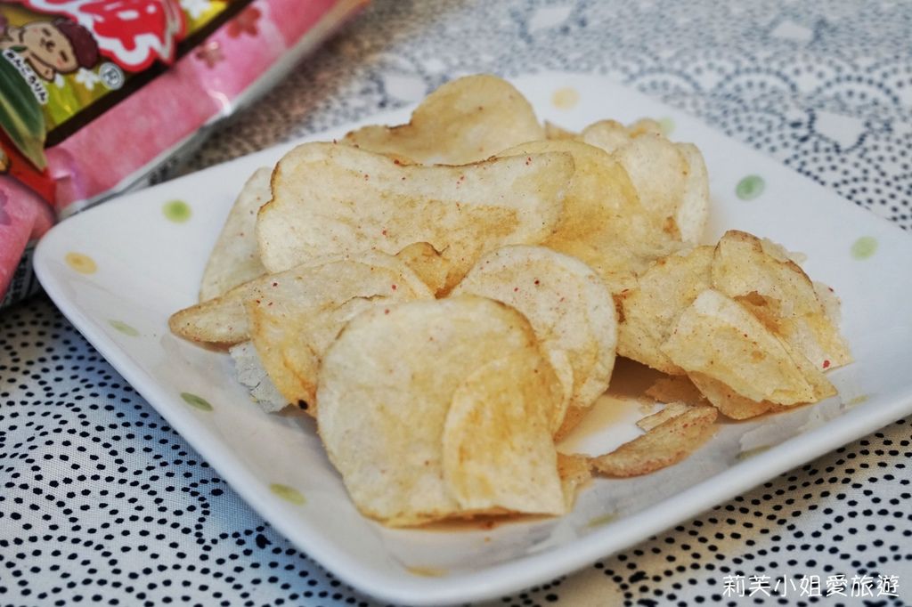 [日本零食] Calbee 卡樂比洋芋片。太宰府合格梅紅豆餅乾 (季節限定) (地區限定) @莉芙小姐愛旅遊