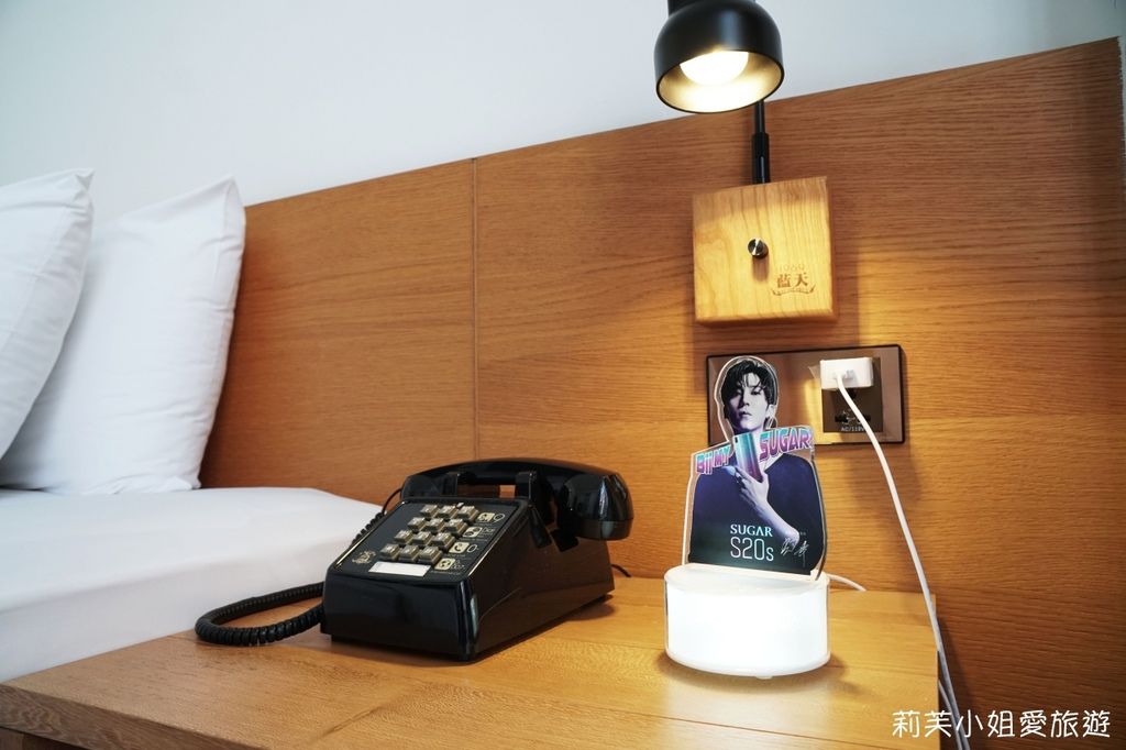[手機] SUGAR S20 旅遊翻譯手機．身兼翻譯機、Wifi機、相機的一機多用手機 @莉芙小姐愛旅遊