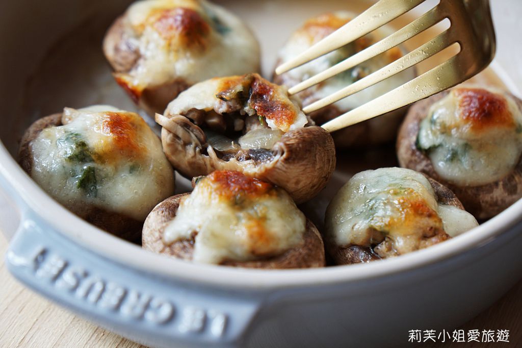 [食譜] 起司大蒜焗烤蘑菇 (Easy Cheese Garlic Stuffed Mushrooms)。西式開胃菜輕鬆做 @莉芙小姐愛旅遊