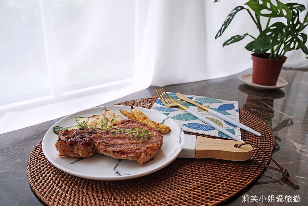 [食譜] 奶油香煎里肌豬肉佐時蔬 (Grilled Pork Chop with vege)．西式主餐輕鬆做(新手上菜) @莉芙小姐愛旅遊