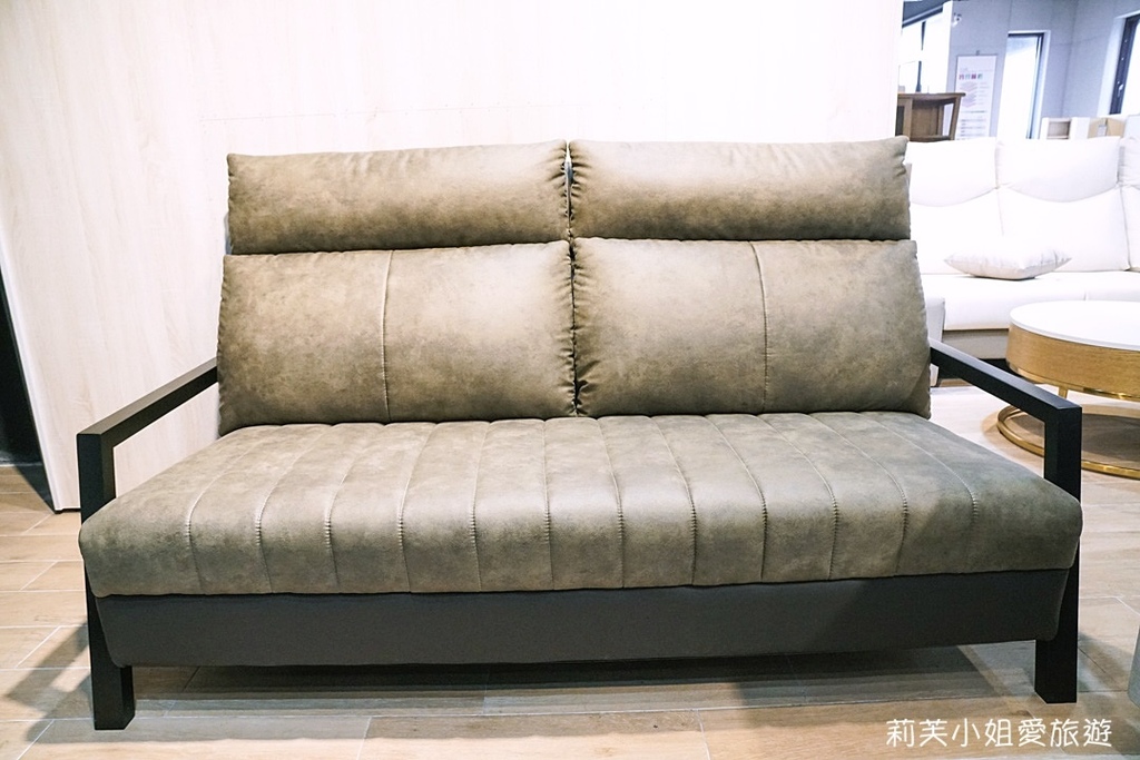 [傢俱] 台南 億家具批發倉庫．價格實惠的高質感設計沙發、餐桌椅、床墊 (全台多家連鎖) @莉芙小姐愛旅遊