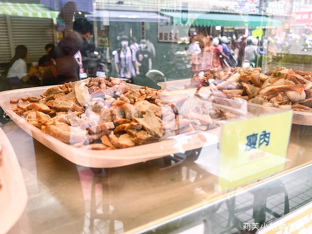 [美食] 台南 阿松割包．開業80年的人氣小吃，推薦豬舌包跟免費豬肉清湯 (國華街美食) @莉芙小姐愛旅遊