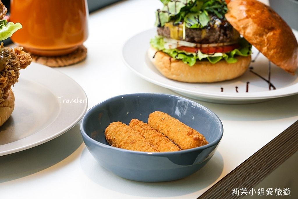 [美食] 台北 藏室Hidden Burger．淡水巷弄的極品創新美式漢堡、早午餐咖啡館(淡水站) @莉芙小姐愛旅遊