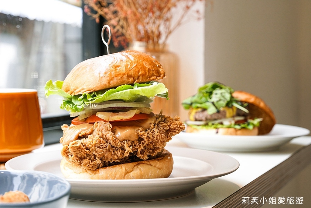 [美食] 台北 藏室Hidden Burger．淡水巷弄的極品創新美式漢堡、早午餐咖啡館(淡水站) @莉芙小姐愛旅遊